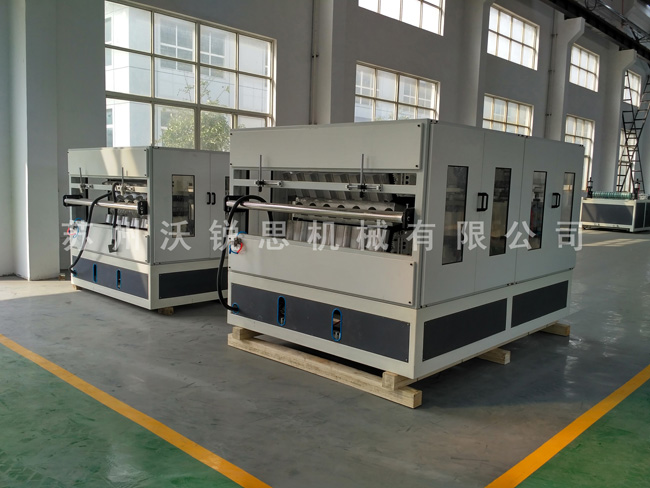 合成樹(shù)脂瓦設(shè)備質(zhì)量好，技術(shù)到位！